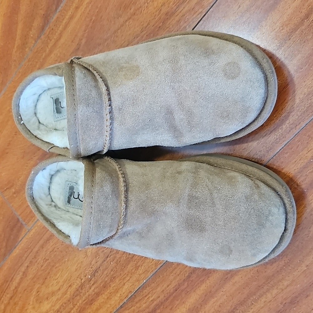 UGG WOMEN'S CLASSIC SUEDE SHEEPSKIN SLIDE SLIPPERS CHESTNUT Sz 8
